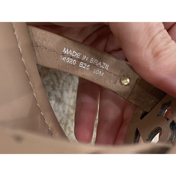 Tory Burch Sandal Size 10M Sandals Thong Flat Miller Tan Patent Leather Brazil - Picture 6 of 11